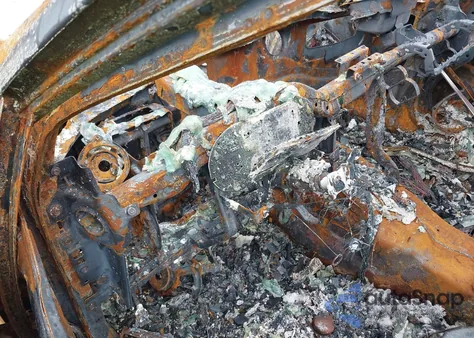 2016 Ford Fusion Energi Titanium from USA, damaged, VIN 3FA6P0SUXGR184269